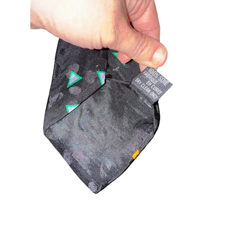 Looney Tunes Mania Halloween Taz Tweety Bugs Bunny Sylvester Necktie Pumpkin